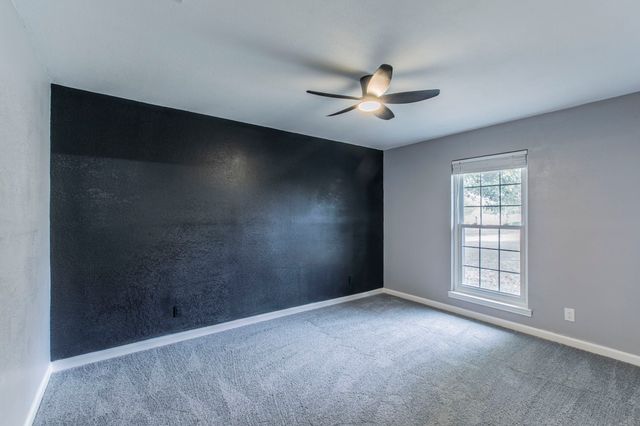 961 Shilling Drive, Elm Mott, TX 76640