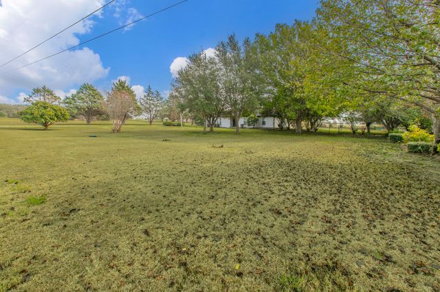 961 Shilling Drive, Elm Mott, TX 76640