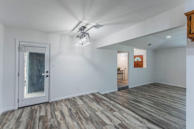 961 Shilling Drive, Elm Mott, TX 76640