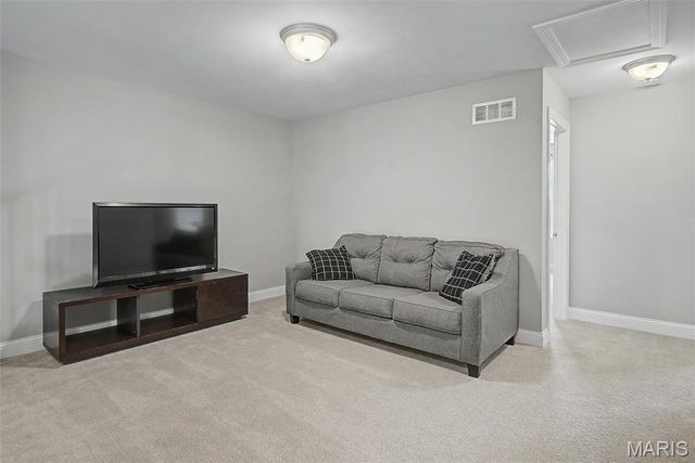 310 Haycastle Drive, O'fallon, MO 63367