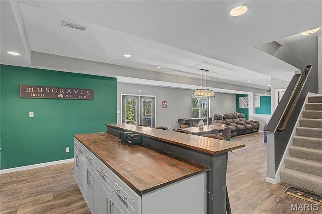 310 Haycastle Drive, O'fallon, MO 63367