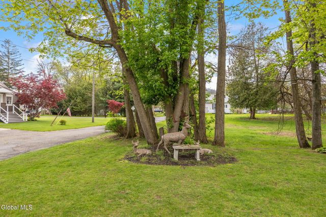 46 Esther Street, Rotterdam, NY 12303