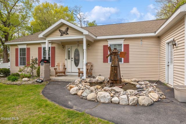 46 Esther Street, Rotterdam, NY 12303