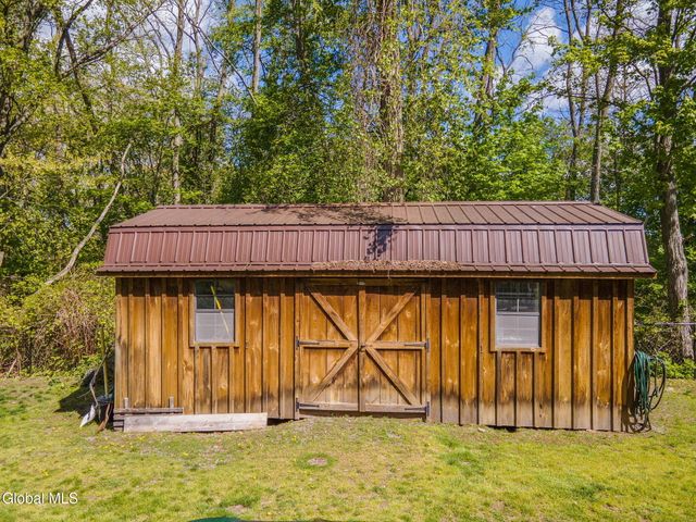 46 Esther Street, Rotterdam, NY 12303