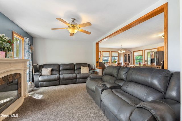 46 Esther Street, Rotterdam, NY 12303