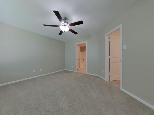 540 Red Dusk Paint Drive, La Marque, TX 77568