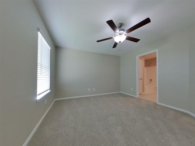 540 Red Dusk Paint Drive, La Marque, TX 77568