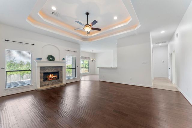 1719 Summergate Drive, Conroe, TX 77304