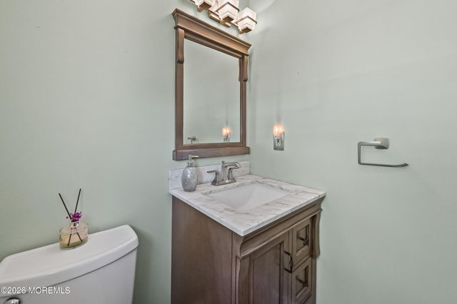 11 Madison Avenue, Red Bank, NJ 07701