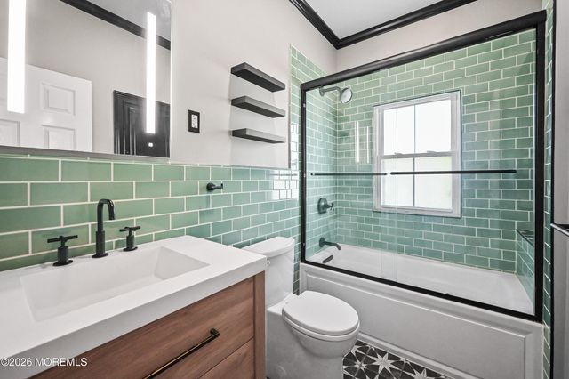 11 Madison Avenue, Red Bank, NJ 07701