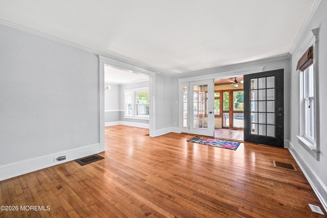 11 Madison Avenue, Red Bank, NJ 07701