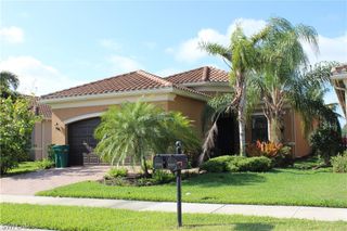 3326 Baltic DR, Naples, FL 34119