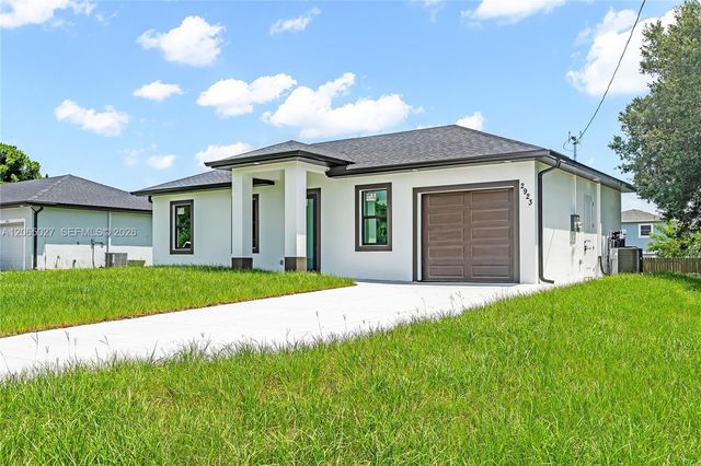2923 2nd Street, Lehigh Acres, FL 33976