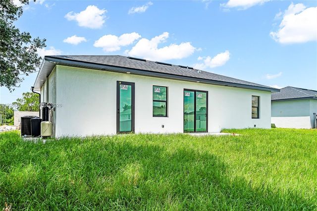 2923 2nd Street, Lehigh Acres, FL 33976