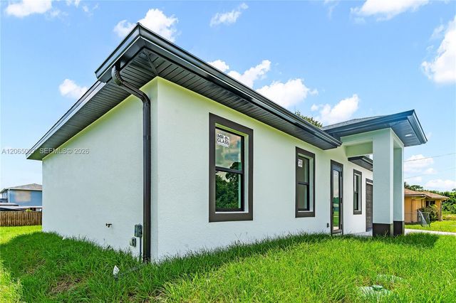 2923 2nd Street, Lehigh Acres, FL 33976