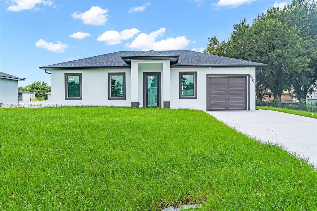 2923 2nd Street, Lehigh Acres, FL 33976