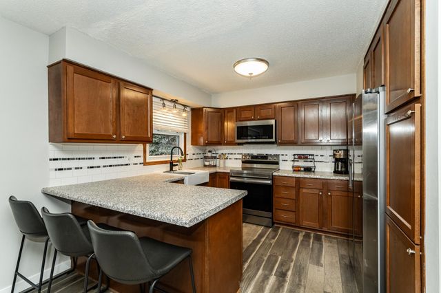 4373 19th Avenue NW, Rochester, MN 55901