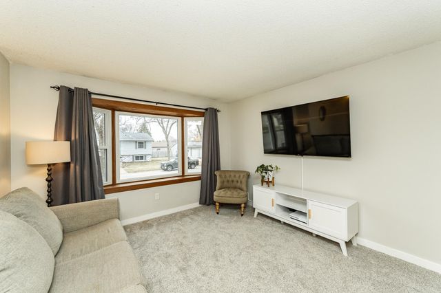 4373 19th Avenue NW, Rochester, MN 55901