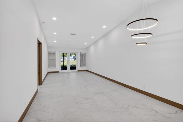 8901 Windtree Street, Boca Raton, FL 33496