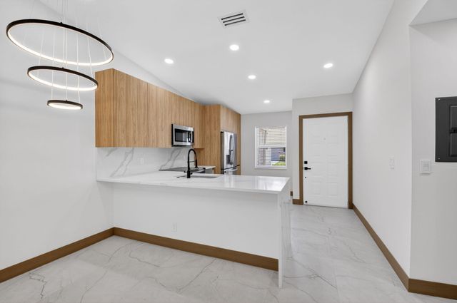 8901 Windtree Street, Boca Raton, FL 33496