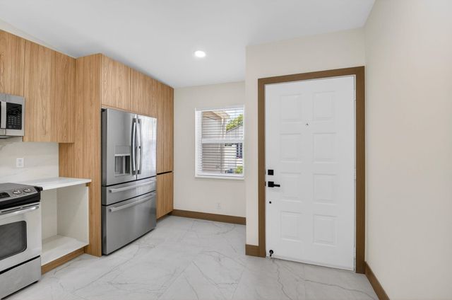 8901 Windtree Street, Boca Raton, FL 33496