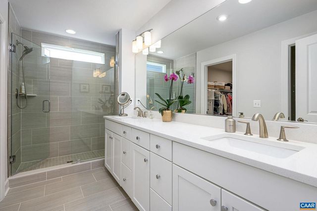 2867 RAMBLING BROOK LN, Crozet, VA 22932