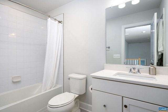 2867 RAMBLING BROOK LN, Crozet, VA 22932