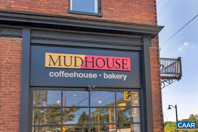 2867 RAMBLING BROOK LN, Crozet, VA 22932