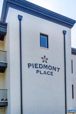 2867 RAMBLING BROOK LN, Crozet, VA 22932