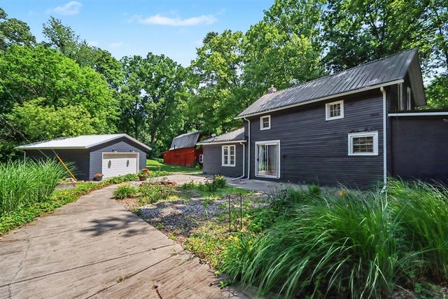 24254 80th Avenue, Lawton, MI 49065