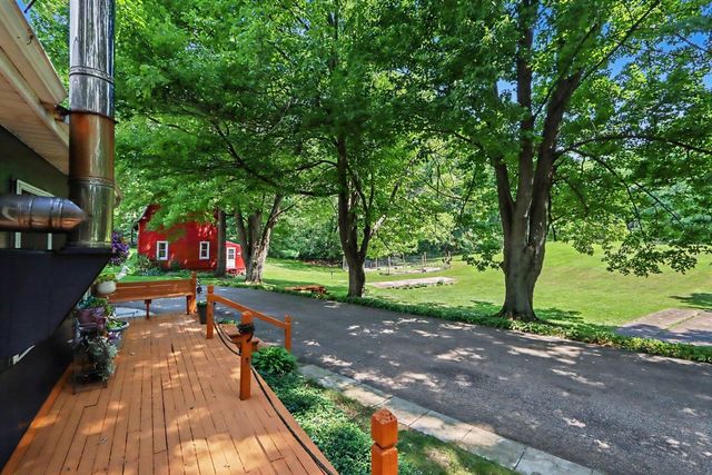 24254 80th Avenue, Lawton, MI 49065
