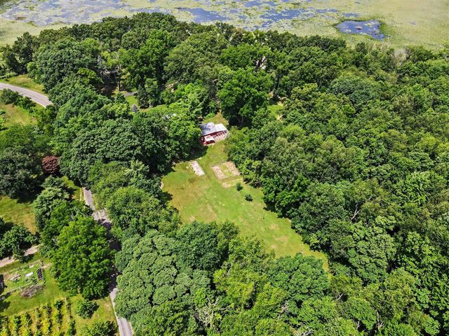 24254 80th Avenue, Lawton, MI 49065