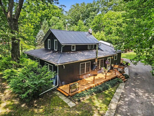 24254 80th Avenue, Lawton, MI 49065