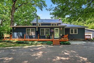 24254 80th Avenue, Lawton, MI 49065