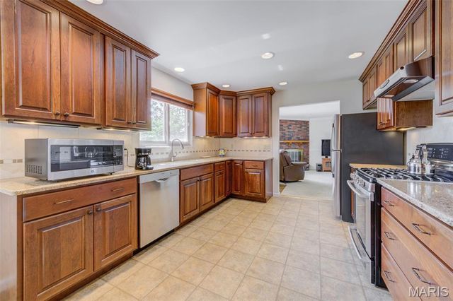 4808 Towne South Road, St Louis, MO 63128