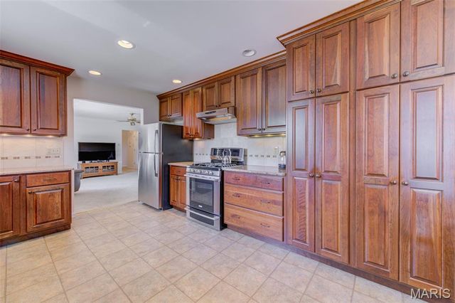 4808 Towne South Road, St Louis, MO 63128