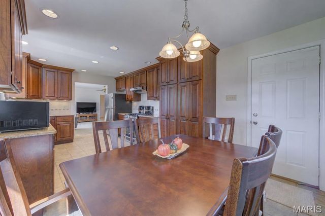 4808 Towne South Road, St Louis, MO 63128