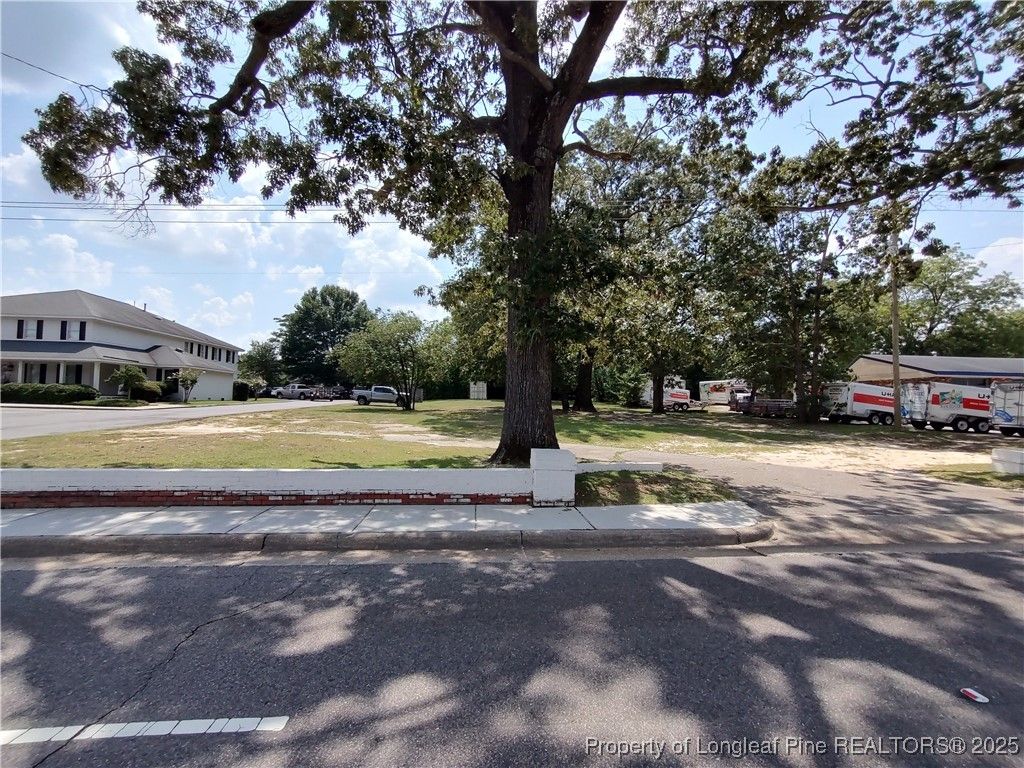 5523 Yadkin Road, Fayetteville, NC 28303 — exterior