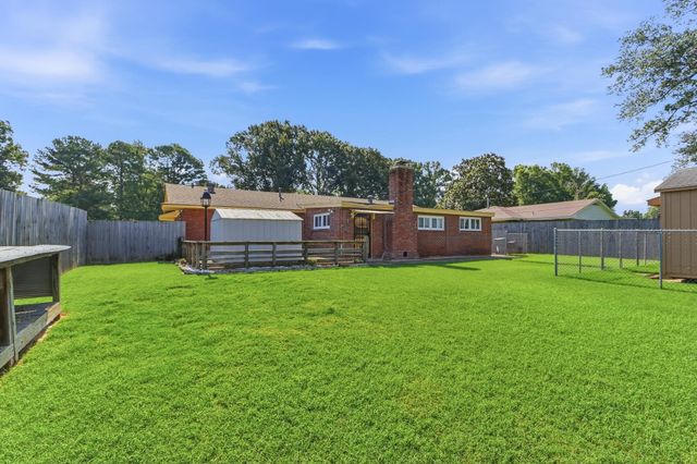 5115 LEXIE DR, Memphis, TN 38116