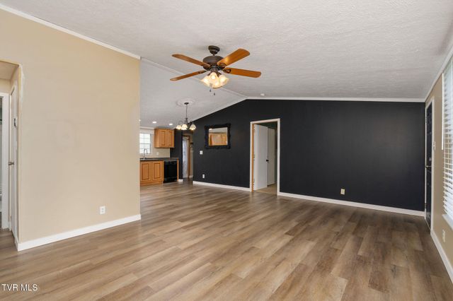 1805 Old Stage Road, Greeneville, TN 37745