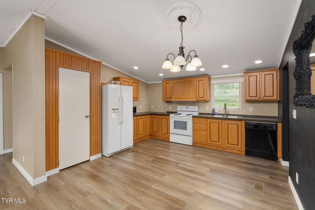 1805 Old Stage Road, Greeneville, TN 37745