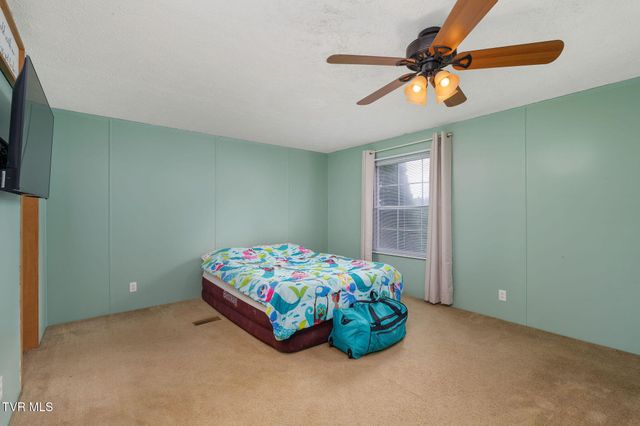 1805 Old Stage Road, Greeneville, TN 37745