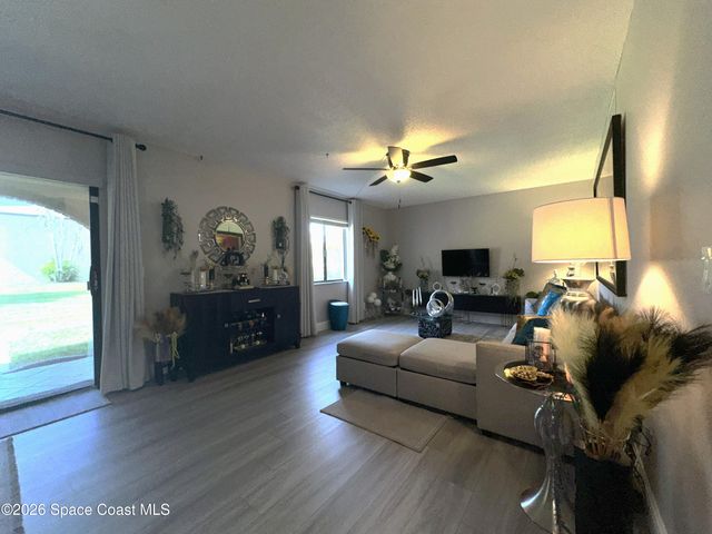 158 San Paulo Court 6-158, West Melbourne, FL 32904