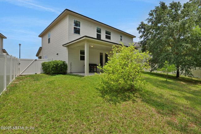 1090 WETLAND RIDGE Circle, Middleburg, FL 32068
