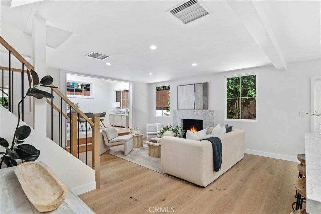 Image 11 of property listing at 28812 Shady Pl., Laguna Beach, CA 92651