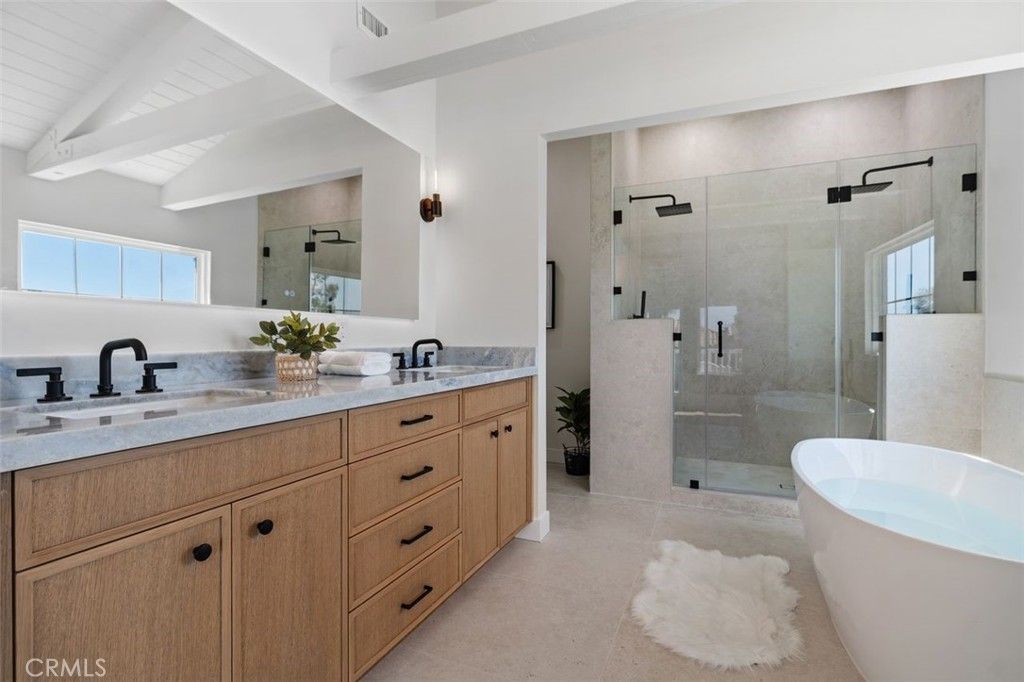 Image 23 of property listing at 28812 Shady Pl., Laguna Beach, CA 92651