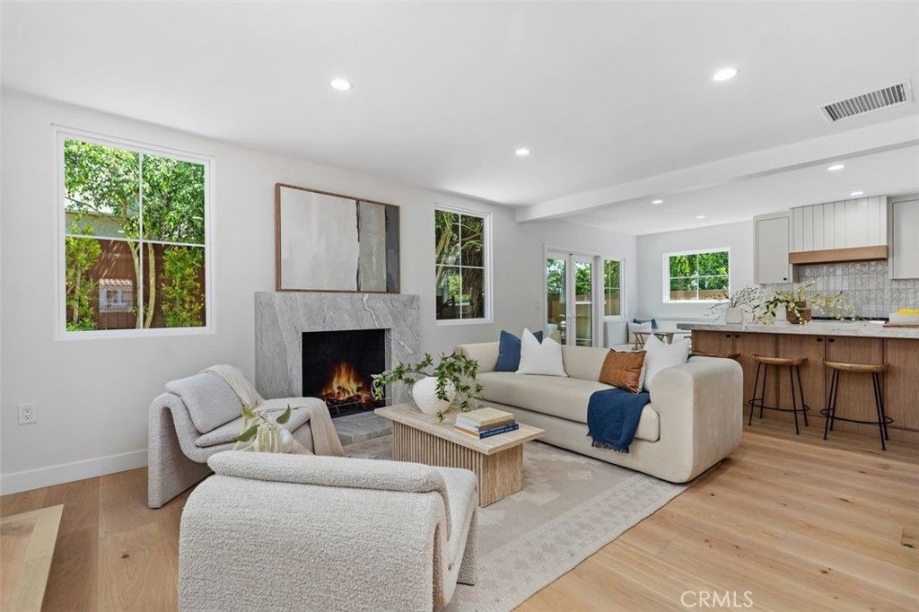 Image 4 of property listing at 28812 Shady Pl., Laguna Beach, CA 92651