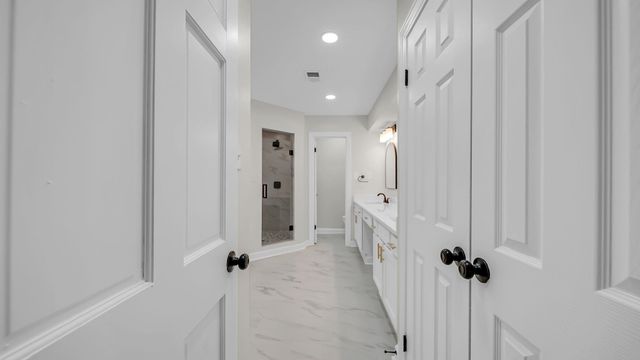 6752 SUNBURST CV, Memphis, TN 38119