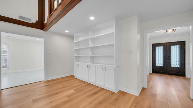 6752 SUNBURST CV, Memphis, TN 38119