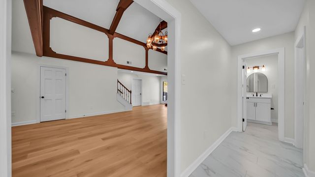 6752 SUNBURST CV, Memphis, TN 38119